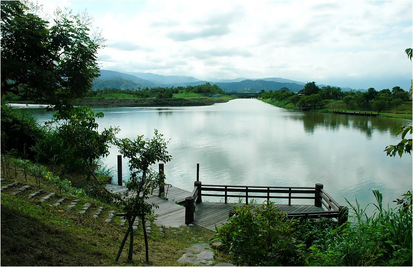 東山河親子散步公園